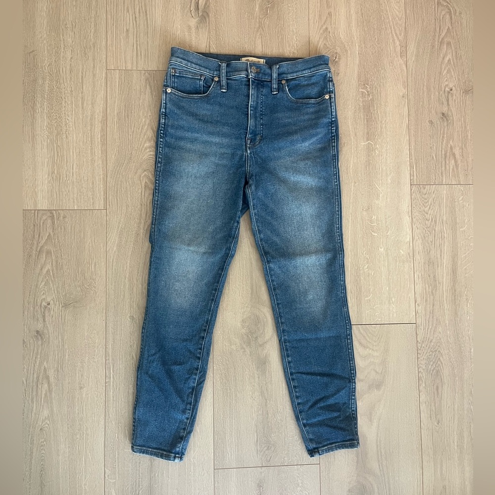 Madewell 10” High-Rise Skinny Crop Size 29 Jeans!